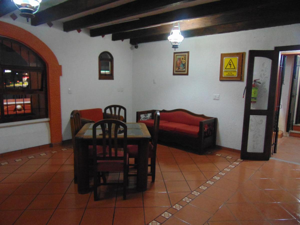 La Casa De La Abuela Hotel San Cristobal de las Casas Exterior photo